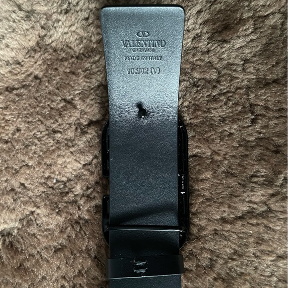 BNWT Valentino signature Vlogo belt - Picture 6 of 12